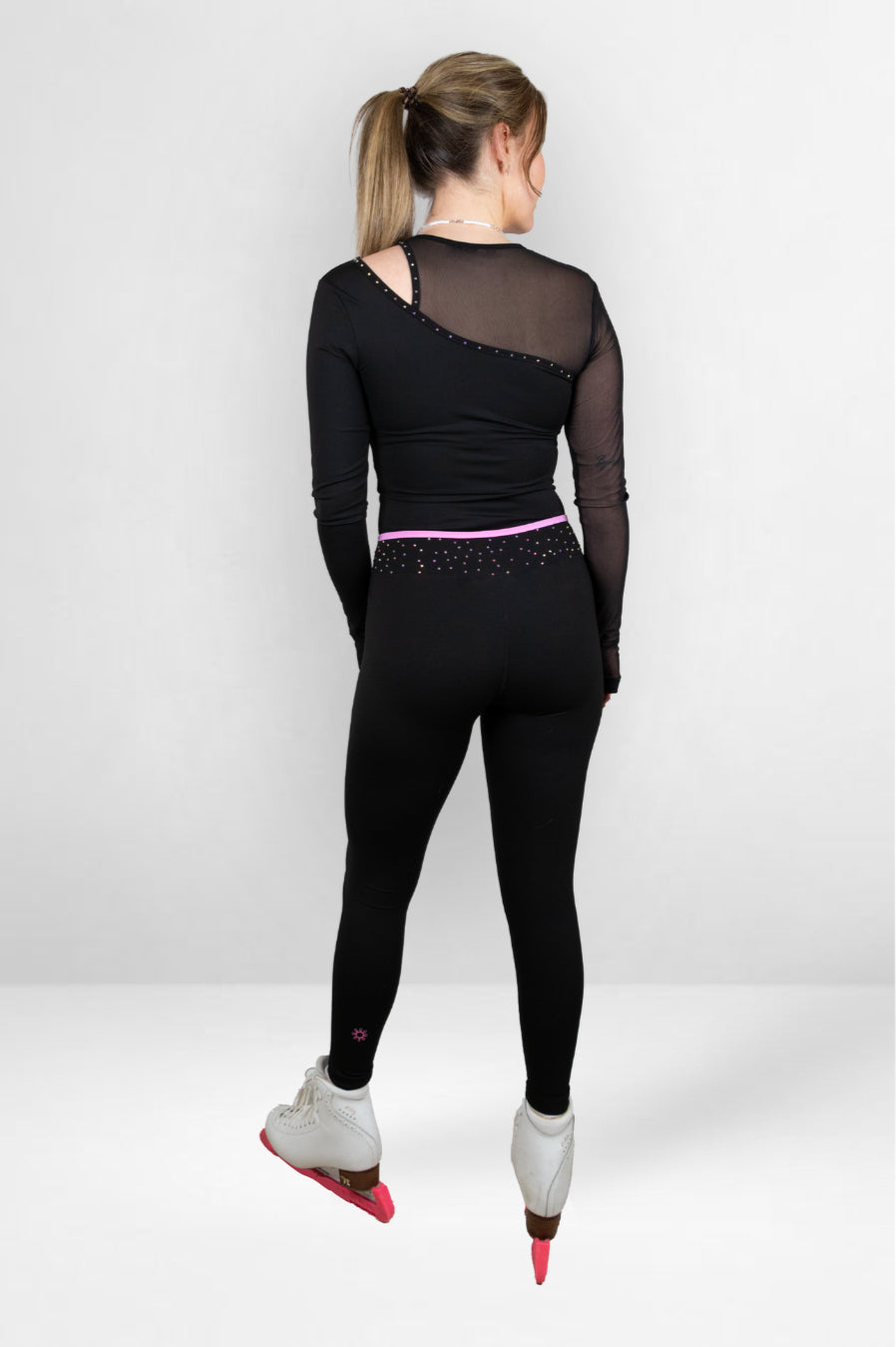 Elegantes Asymmetrisches Mesh Langarm Top für Eiskunstlauf Performance Schwarz Glitzernd