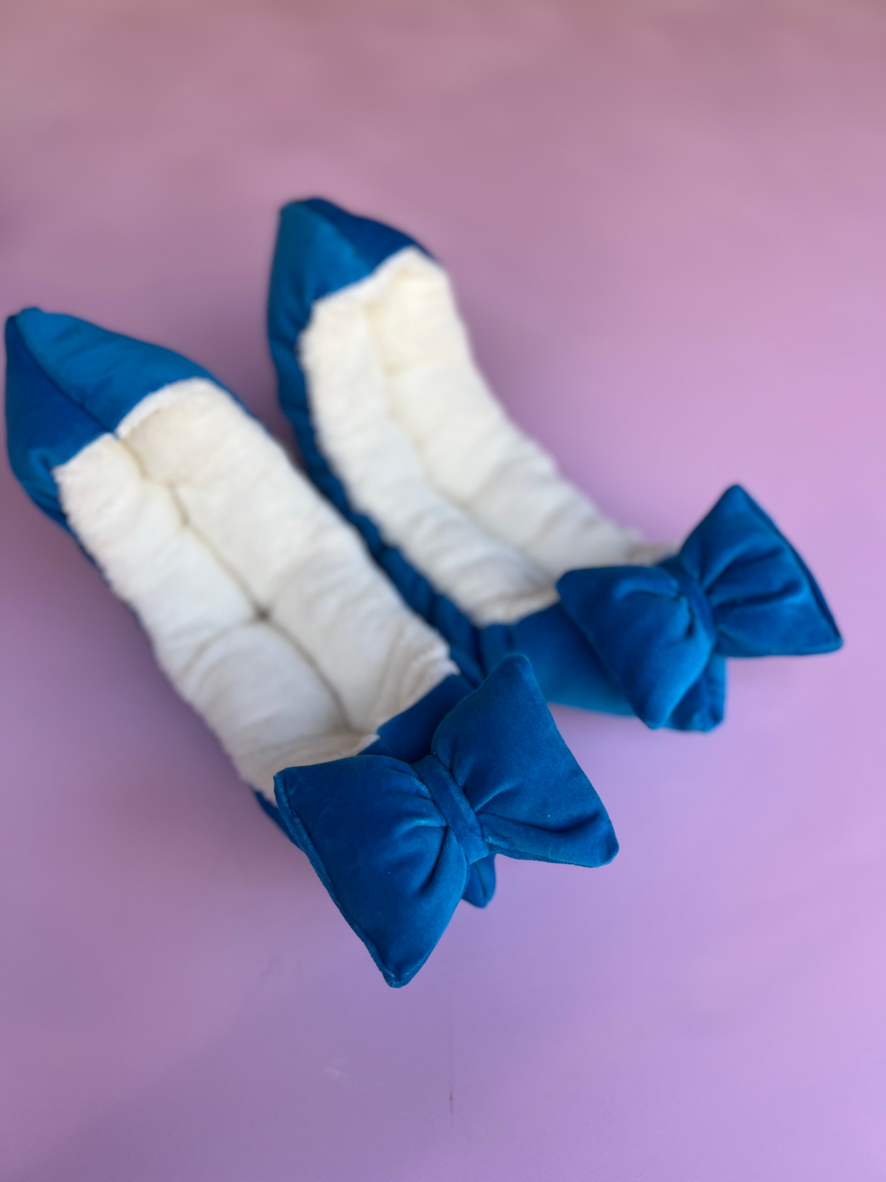 Blaue Samt-Mikrofaser-Schoner für Eiskunstlaufkufen – Größen XS, S, M