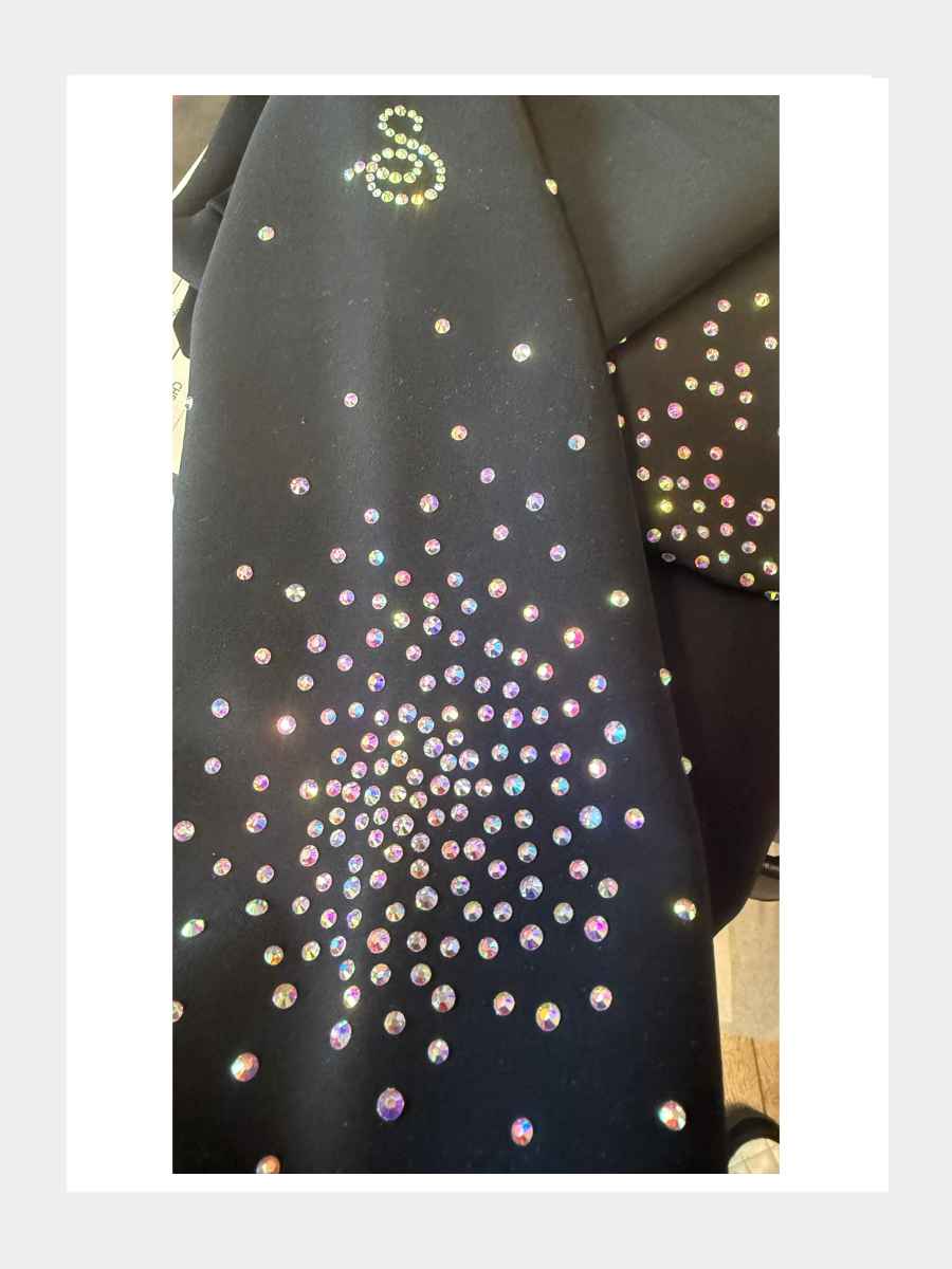 Thermo-Skating-Leggings mit funkelnden Kristallapplikationen