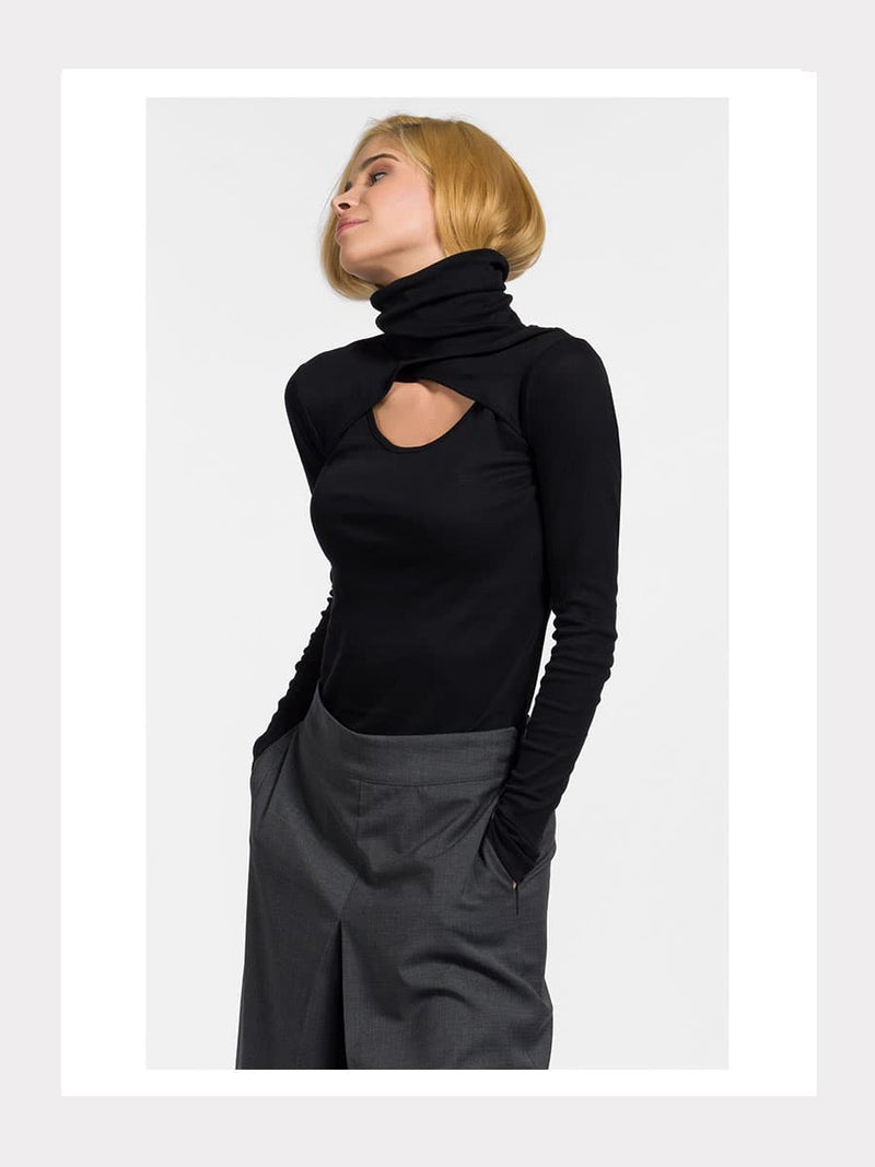 Wickel-Rollkragenpullover mit Ausschnitt