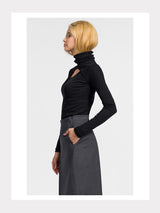 Wickel-Rollkragenpullover mit Ausschnitt