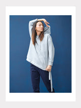 Sweatshirt mit Kapuze in Grau